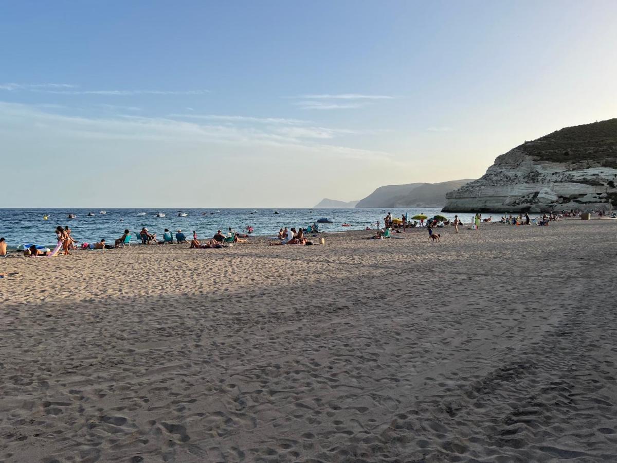 Los Pinos Del Mar - Atico Con Vistas Al Mar Vera Kültér fotó